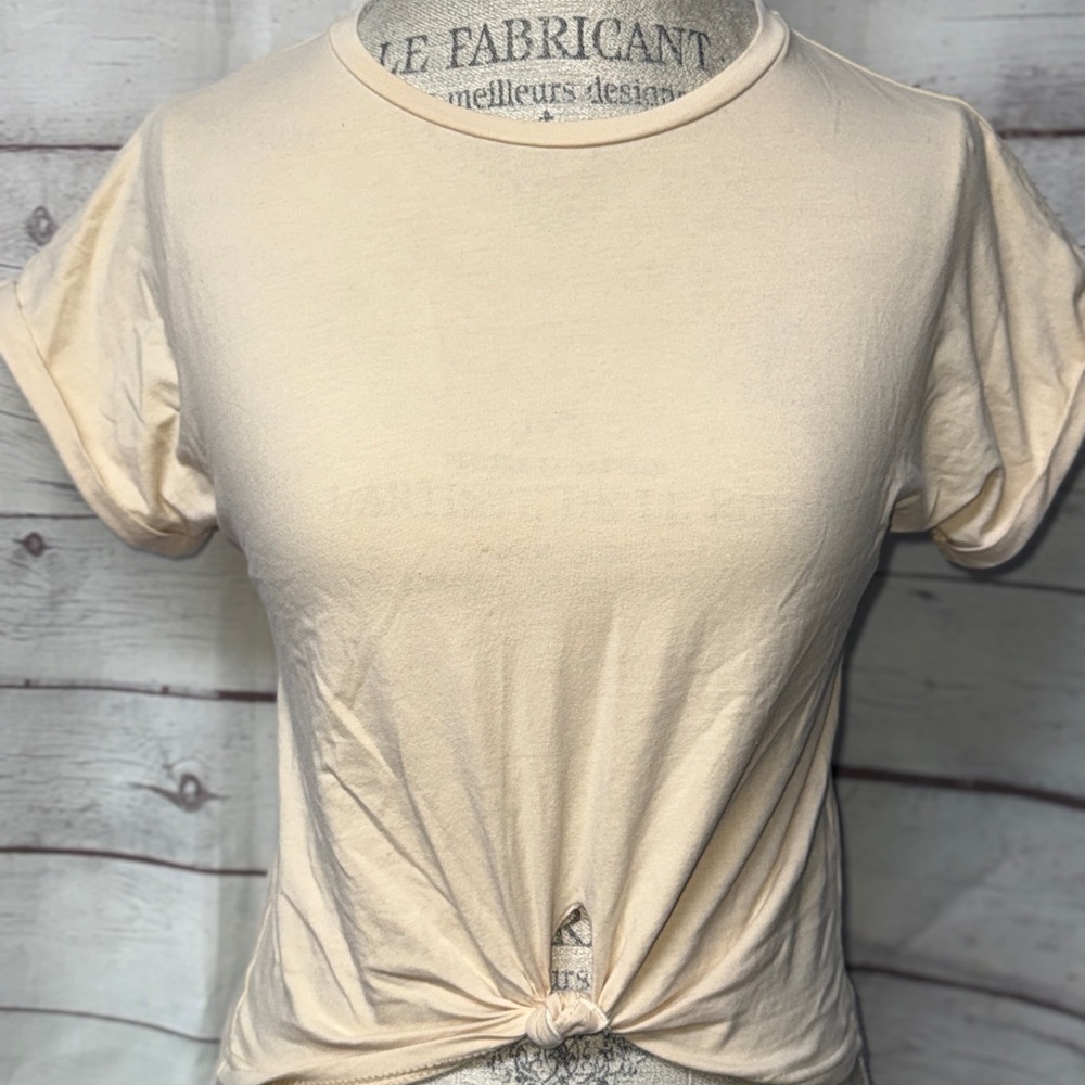 SHEIN Beige Knot Front Tee - Picture 1 of 3